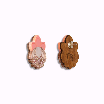 Lola acrylic stud earrings